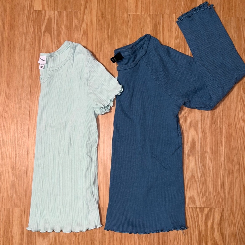 Lot of 2 Art Class tops
